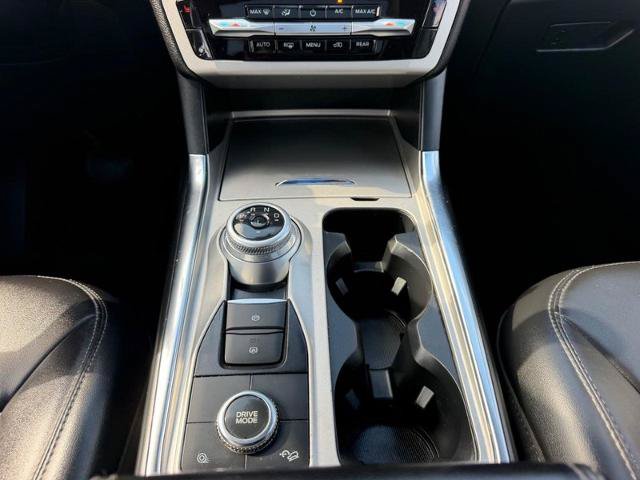 Certified 2022 Ford Explorer XLT w/ Equipment Group 202A AWD/4WD image 19