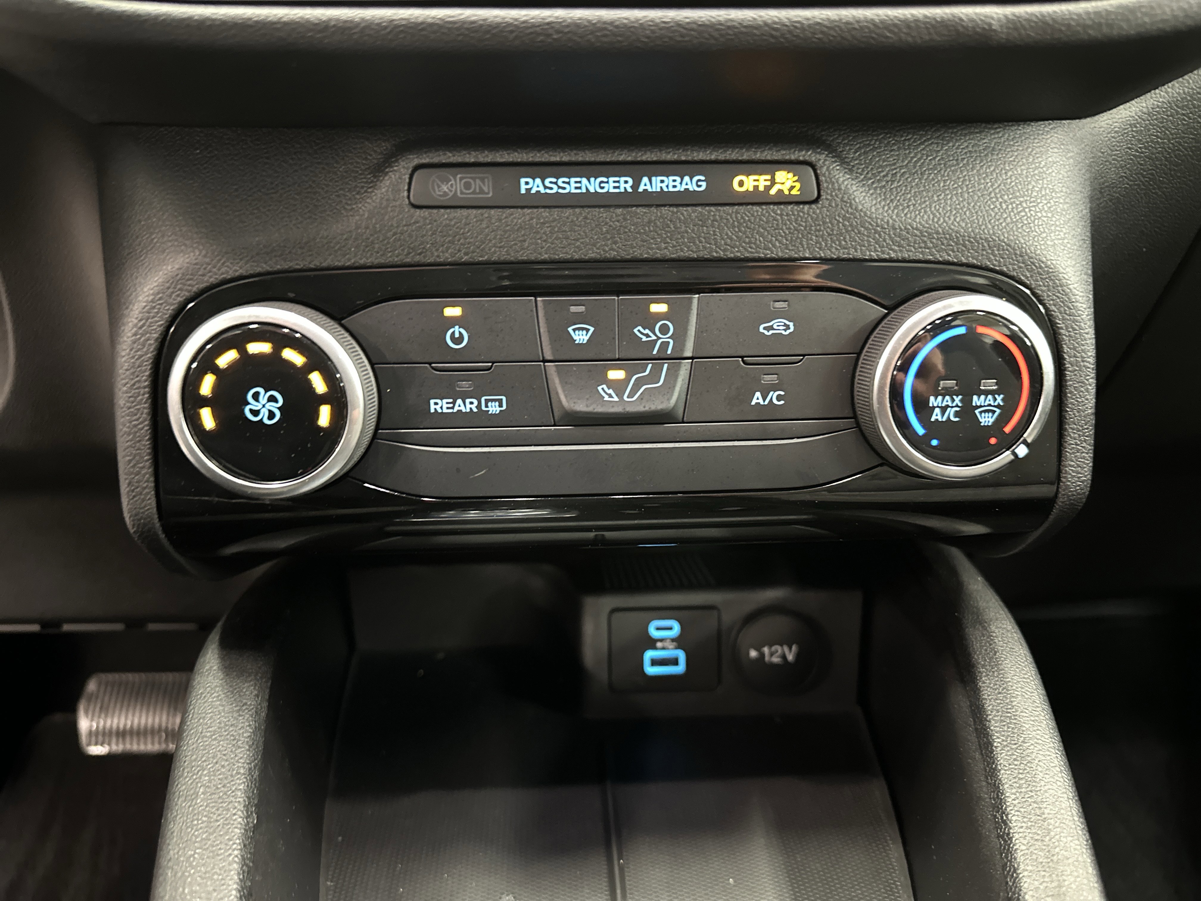 Certified 2022 Ford Escape S image 27