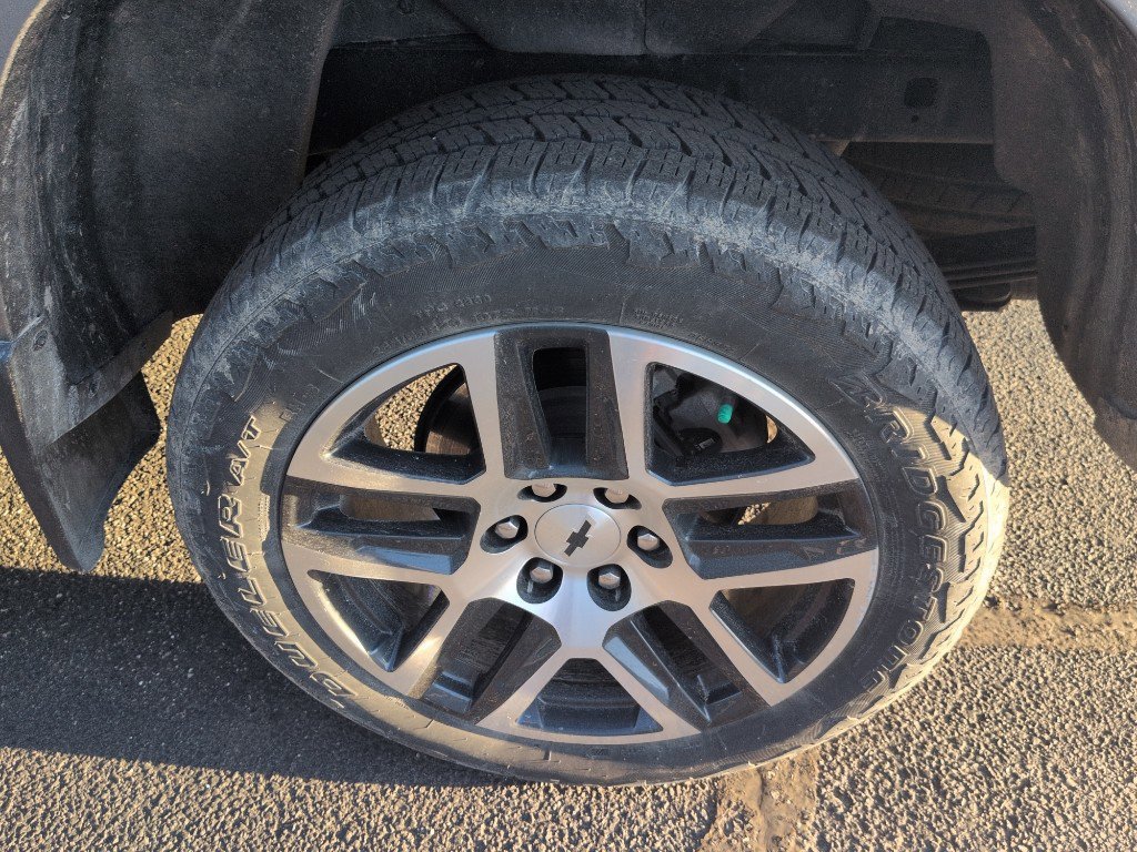 Used 2023 Chevrolet Colorado Z71 w/ Z71 Convenience Package 2 image 6