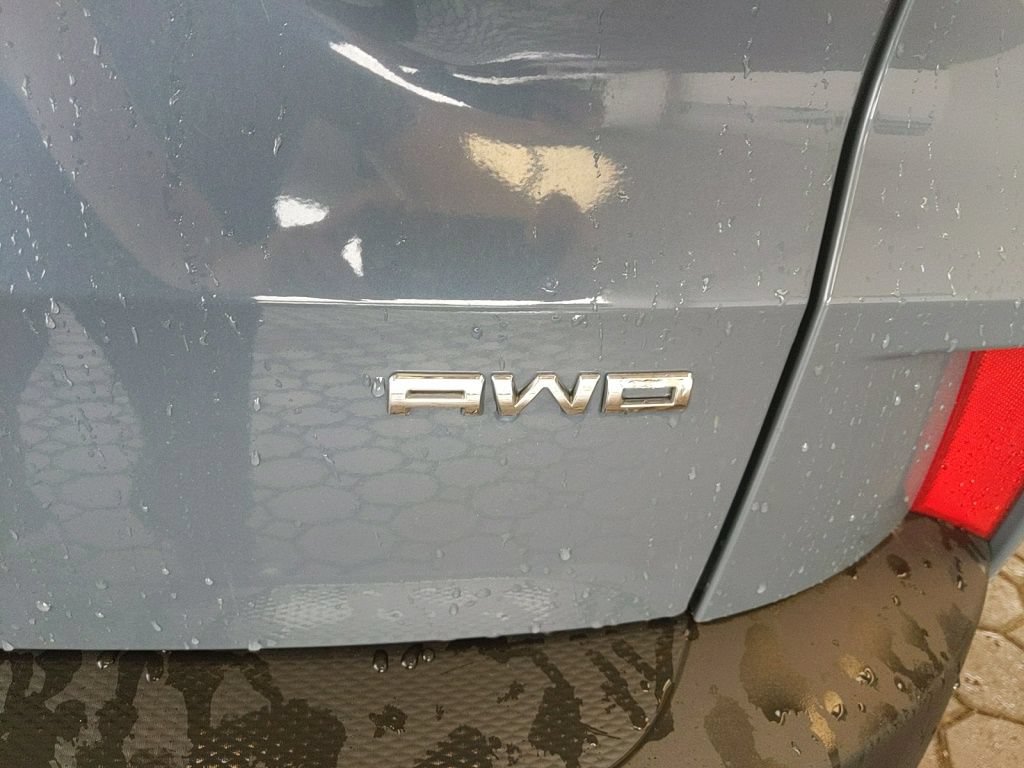 Certified 2024 Ford Escape Active AWD/4WD image 9