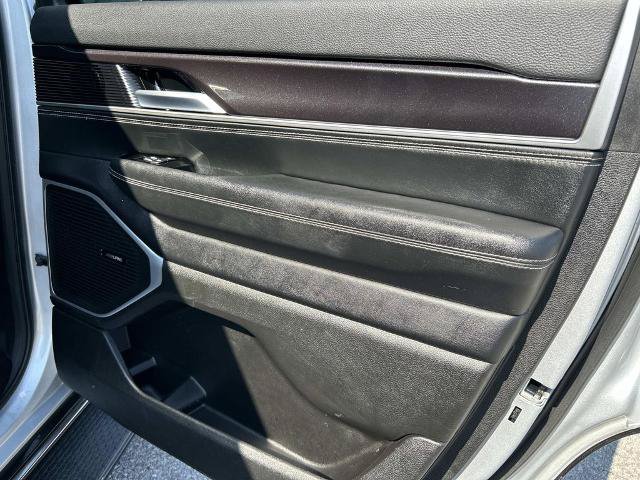 Used 2024 Jeep Wagoneer 2WD w/ Premium Group I image 22