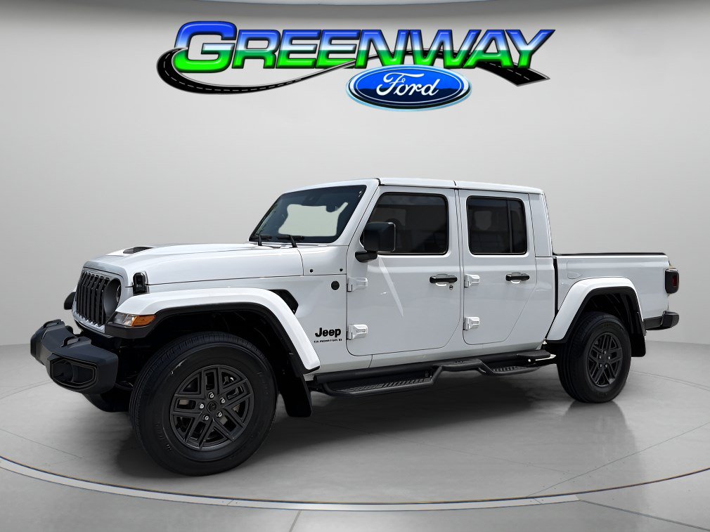 Used 2025 Jeep Gladiator Sport AWD/4WD video 1
