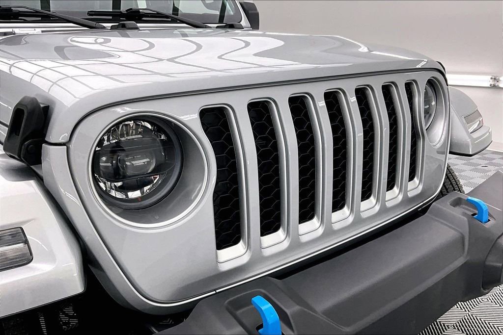 Used 2023 Jeep Wrangler Unlimited Sahara image 28