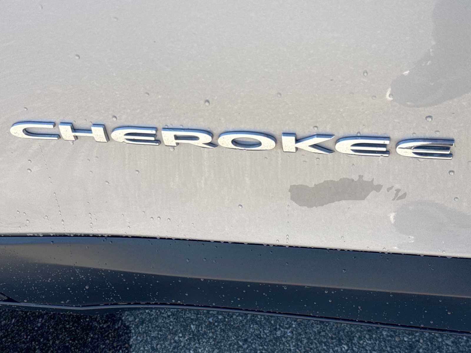 Used 2021 Jeep Cherokee Latitude Lux AWD/4WD image 12