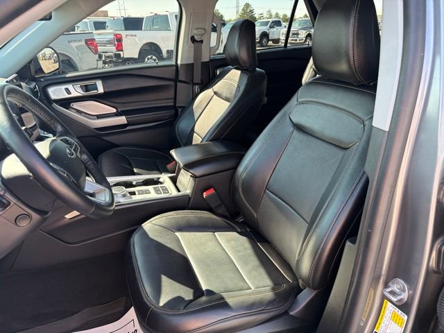 Certified 2023 Ford Explorer Limited w/ Limited Technology Package RWD image 13