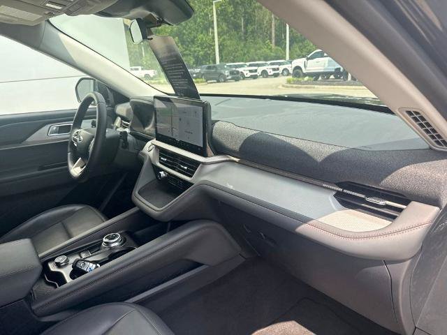 Certified 2026 Ford Explorer Active w/ Active Comfort Package RWD image 34