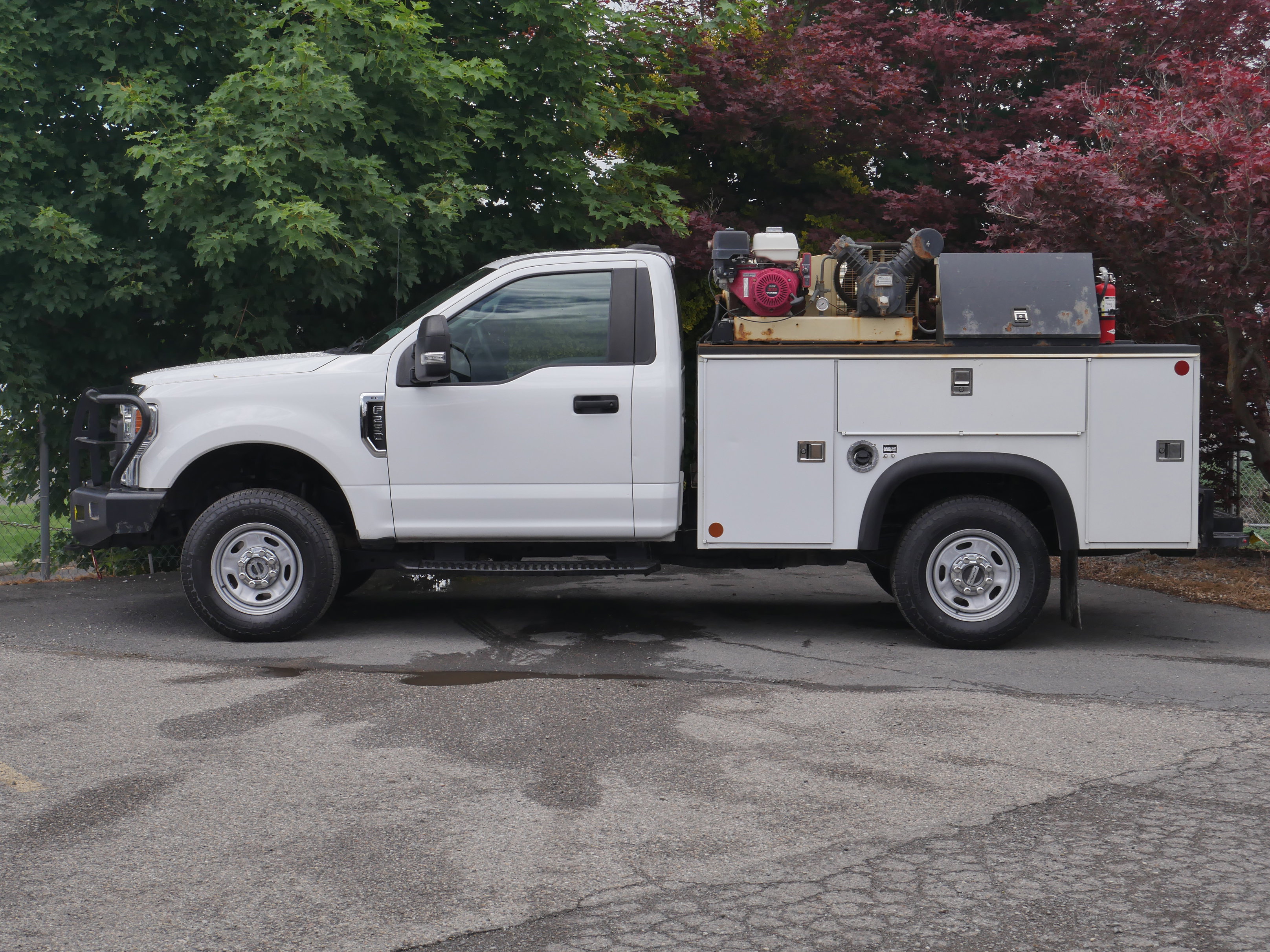 Certified 2022 Ford F250 4x4 Regular Cab Super Duty image 12