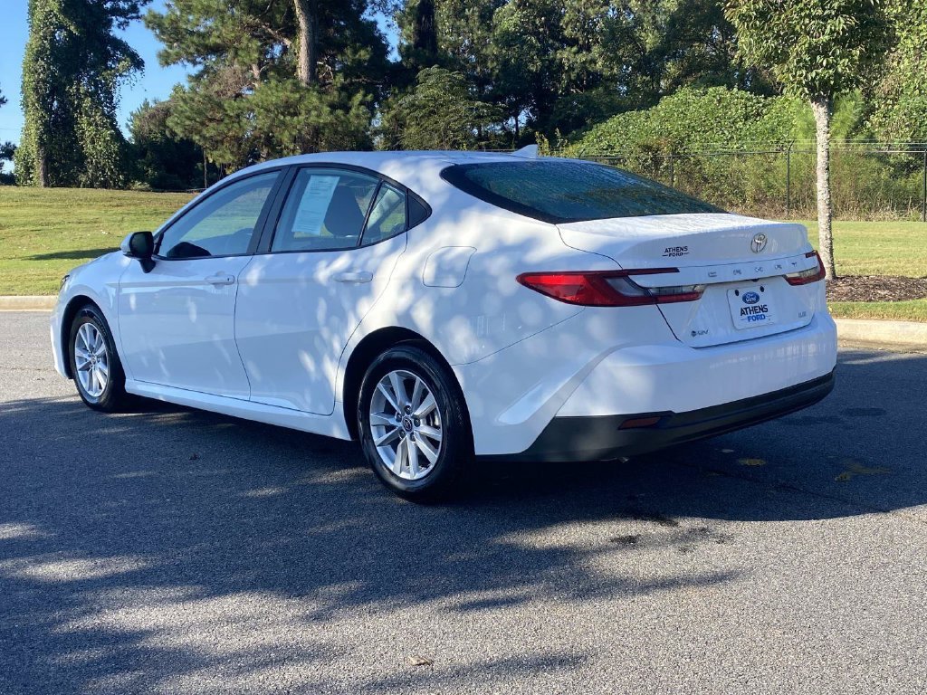 Used 2026 Toyota Camry LE FWD image 10