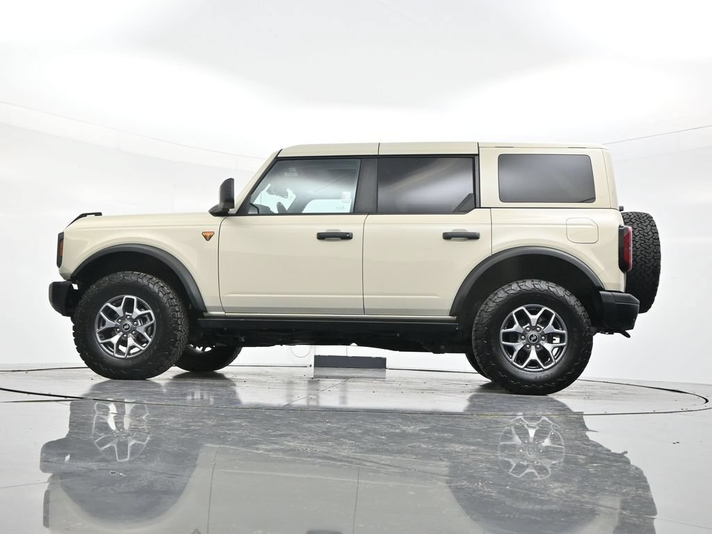Certified 2025 Ford Bronco Badlands AWD/4WD image 53