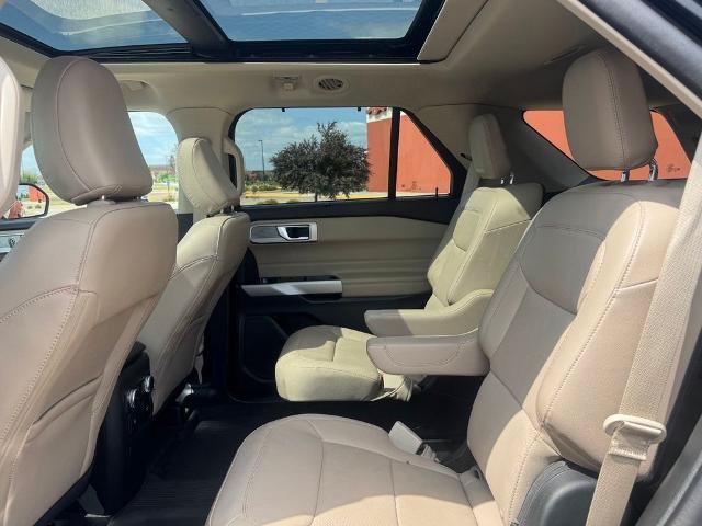 Certified 2023 Ford Explorer Limited w/ Equipment Group 301A AWD/4WD image 36