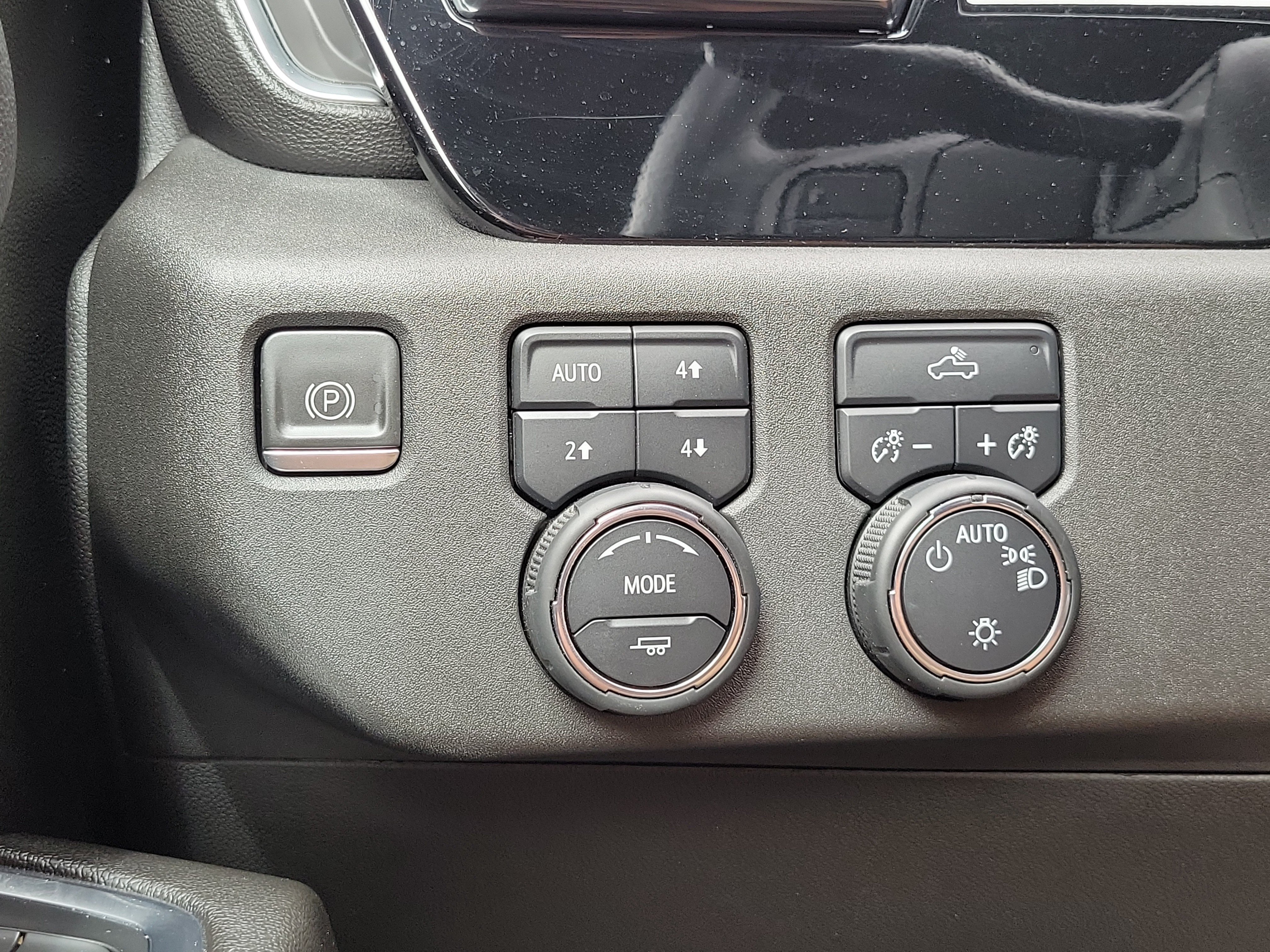 Used 2023 Chevrolet Silverado 1500 LT AWD/4WD image 28