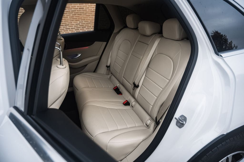 Used 2021 Mercedes-Benz GLC 300 4MATIC image 17