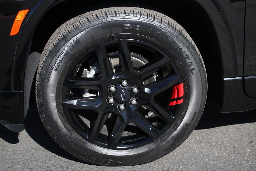 Used 2023 Chevrolet Traverse Premier w/ Redline Edition image 14