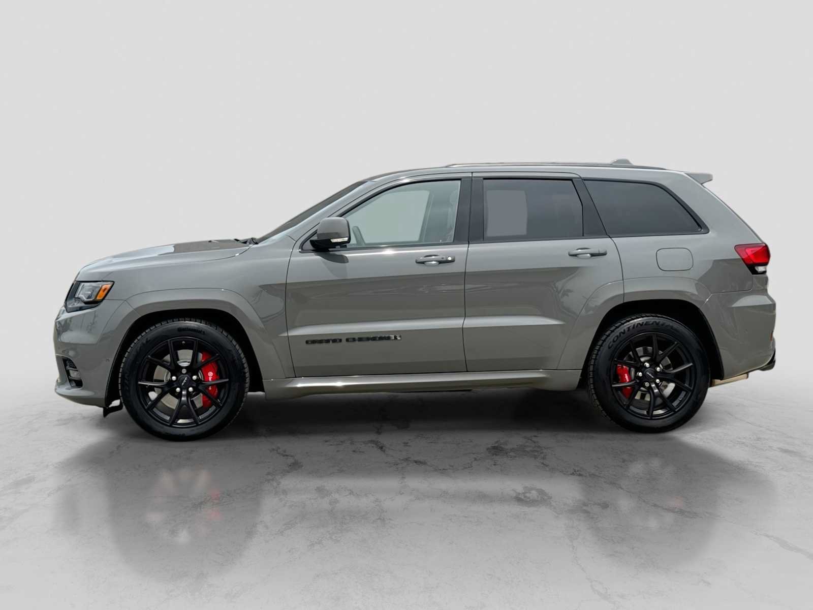 Used 2020 Jeep Grand Cherokee SRT w/ Trailer Tow Group IV AWD/4WD image 3