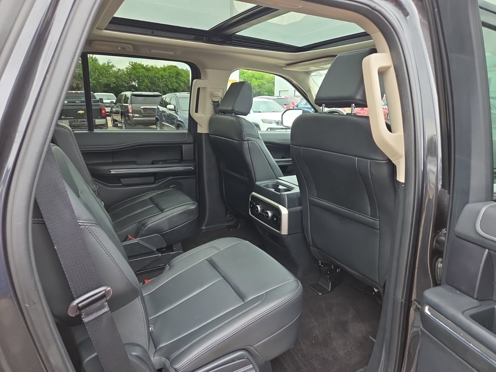 Certified 2023 Ford Expedition XLT AWD/4WD image 14