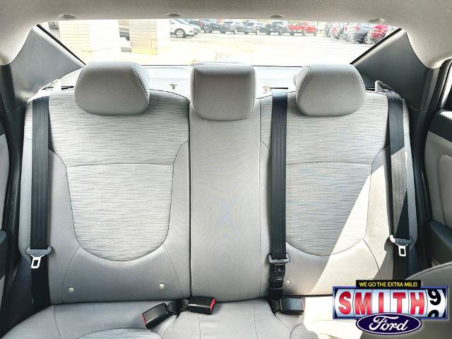 Used 2017 Hyundai Accent SE FWD image 25