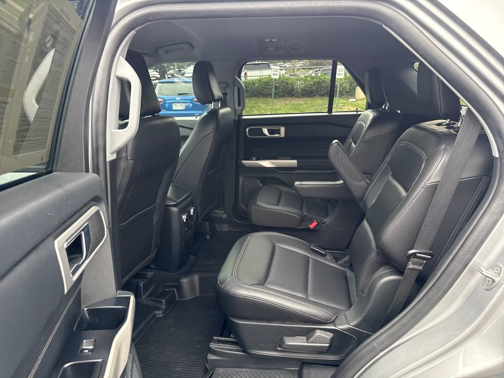 Certified 2023 Ford Explorer XLT w/ Equipment Group 202A AWD/4WD image 20