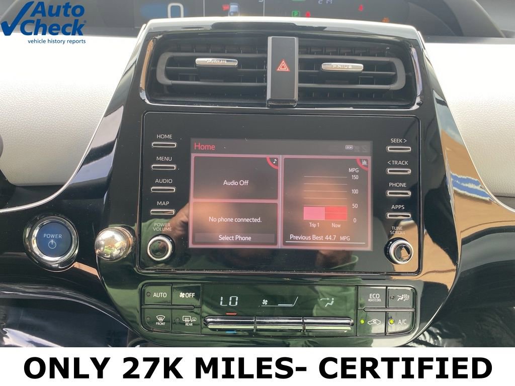 Used 2020 Toyota Prius XLE w/ Advanced Technology Package image 31