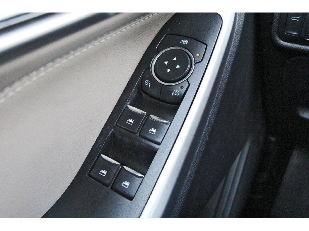 Certified 2022 Ford Explorer XLT RWD image 20