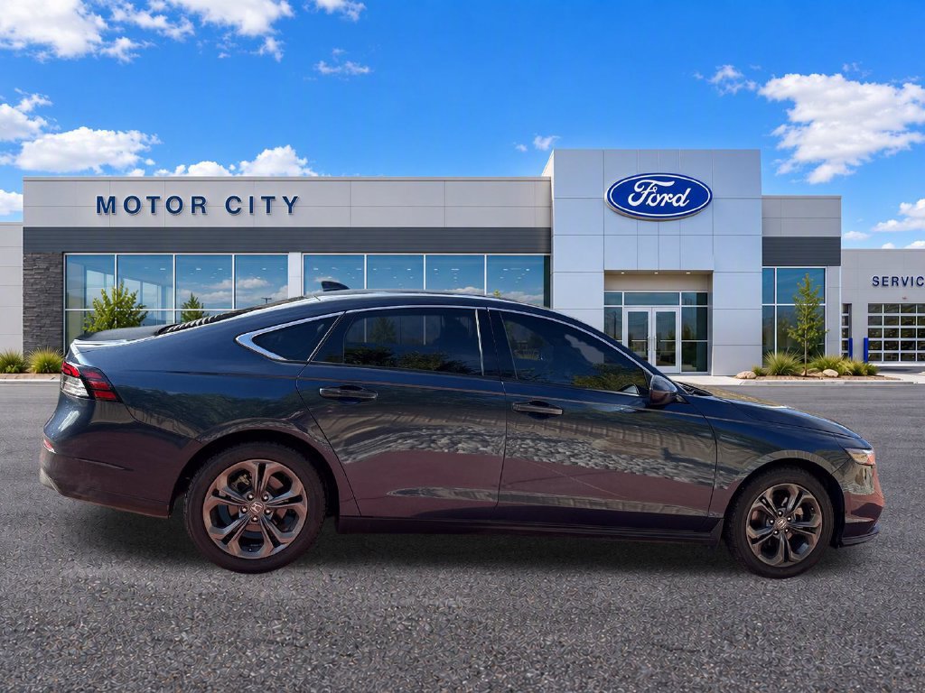 Used 2023 Honda Accord EX image 10