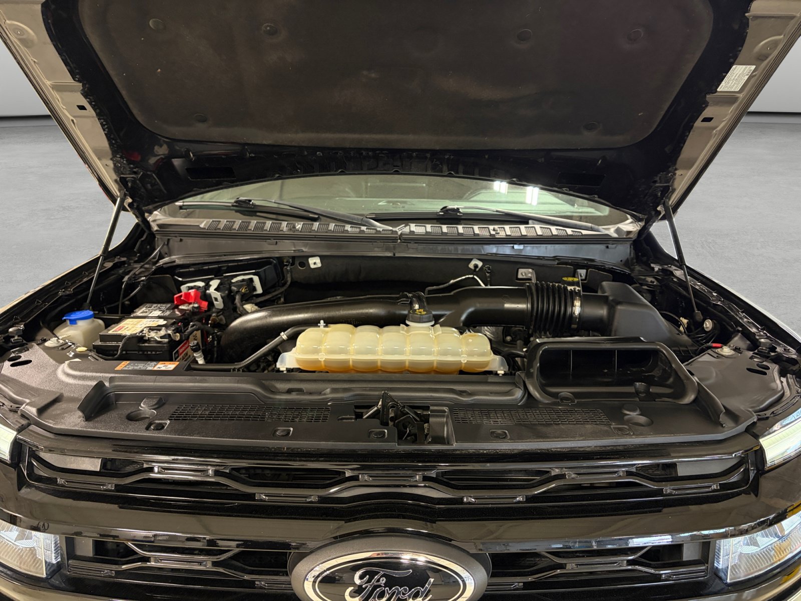 Certified 2023 Ford Expedition Limited RWD image 24