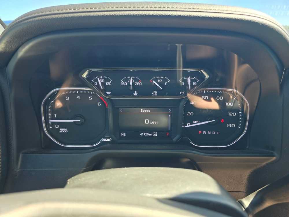 Used 2021 GMC Sierra 1500 AT4 AWD/4WD image 7