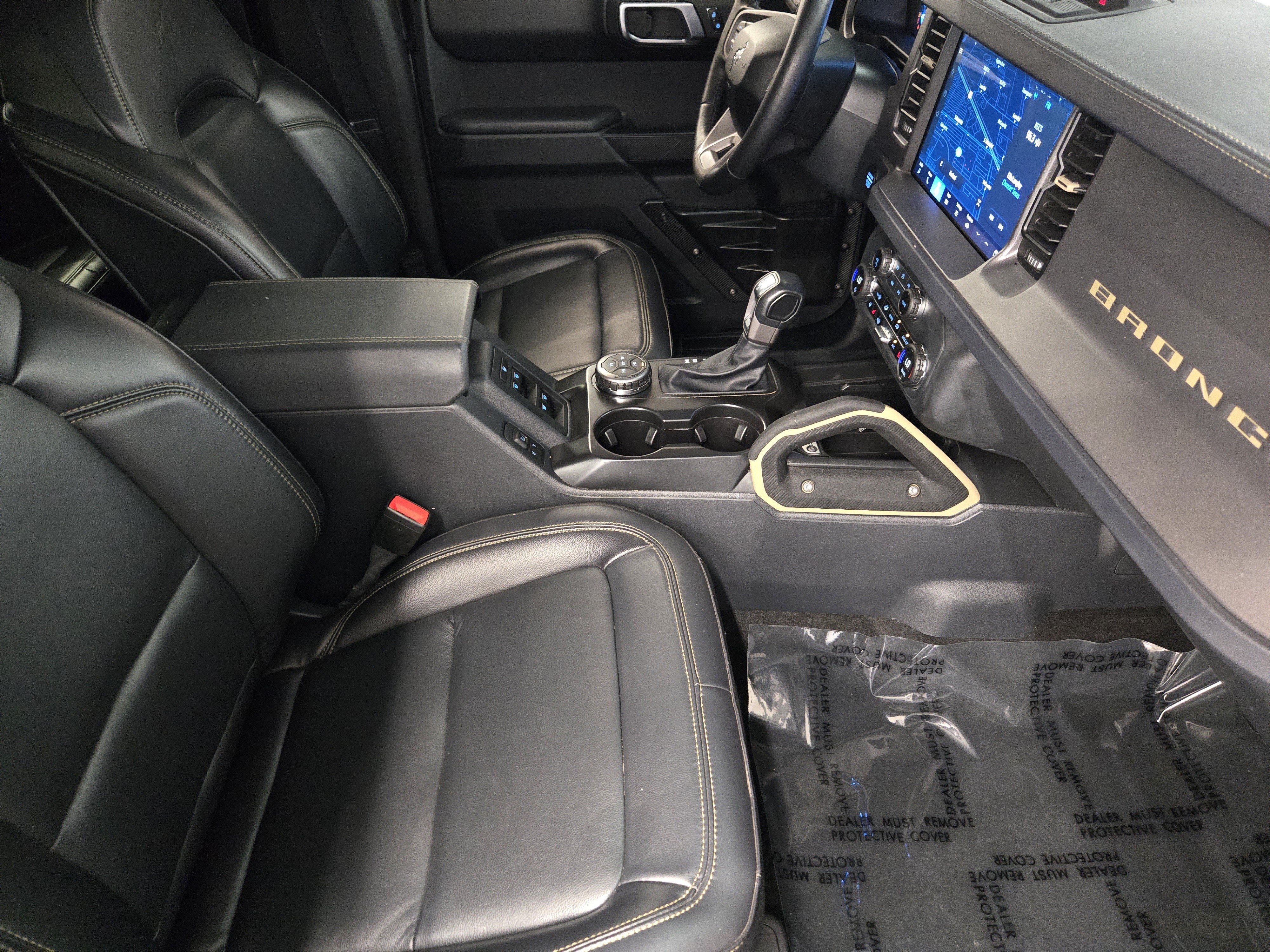 Certified 2025 Ford Bronco Badlands AWD/4WD image 14