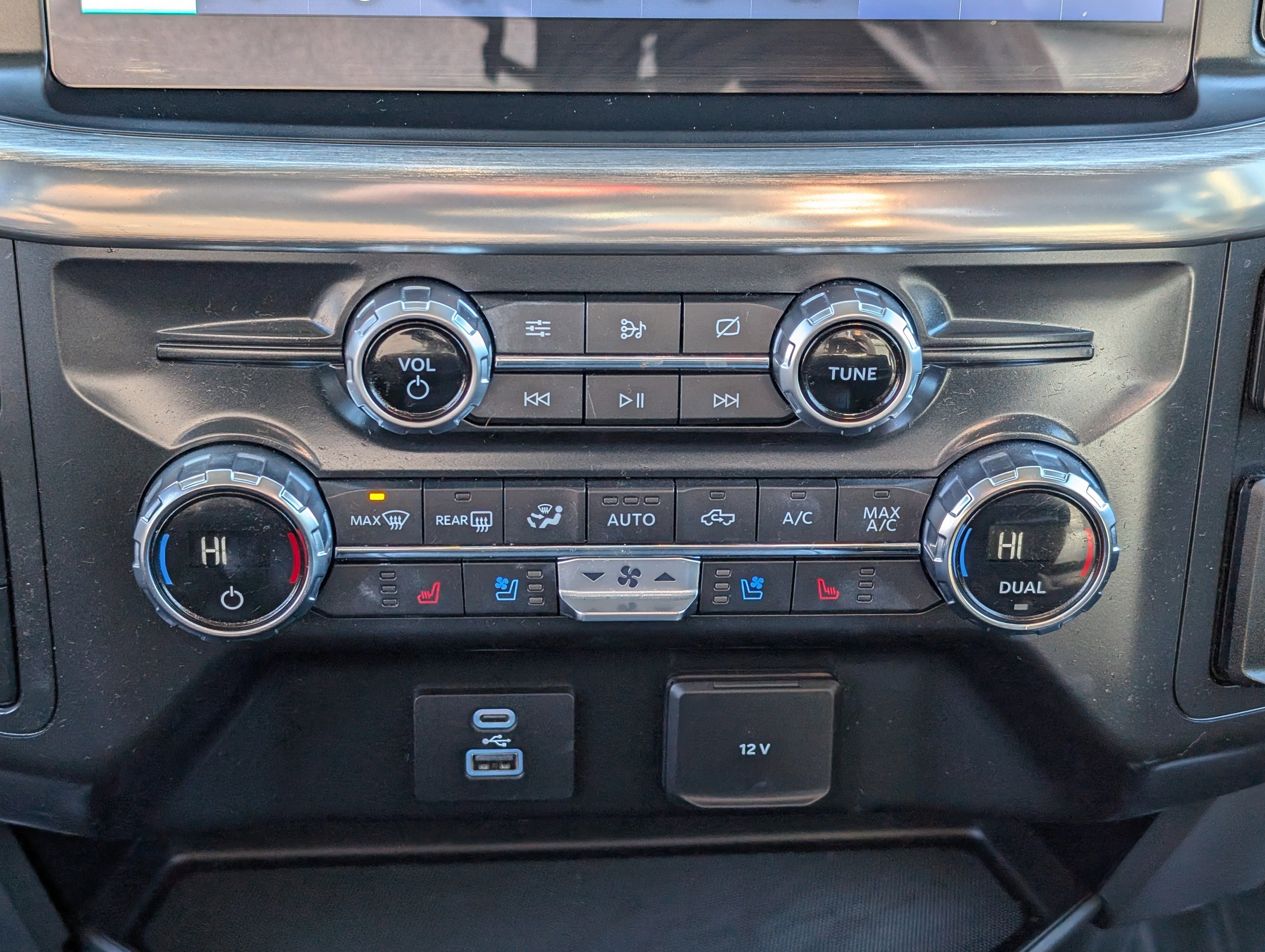 Certified 2021 Ford F150 Lariat image 26