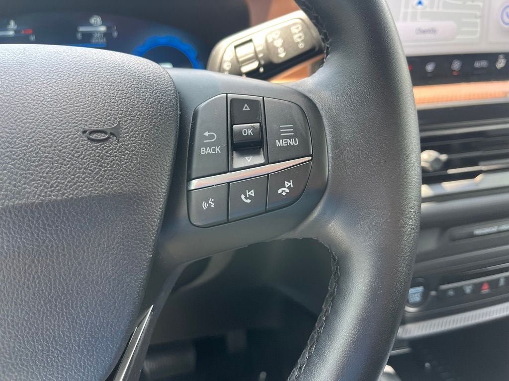 Certified 2025 Ford Bronco Sport Outer Banks w/ Outer Banks Tech Package+ AWD/4WD image 29
