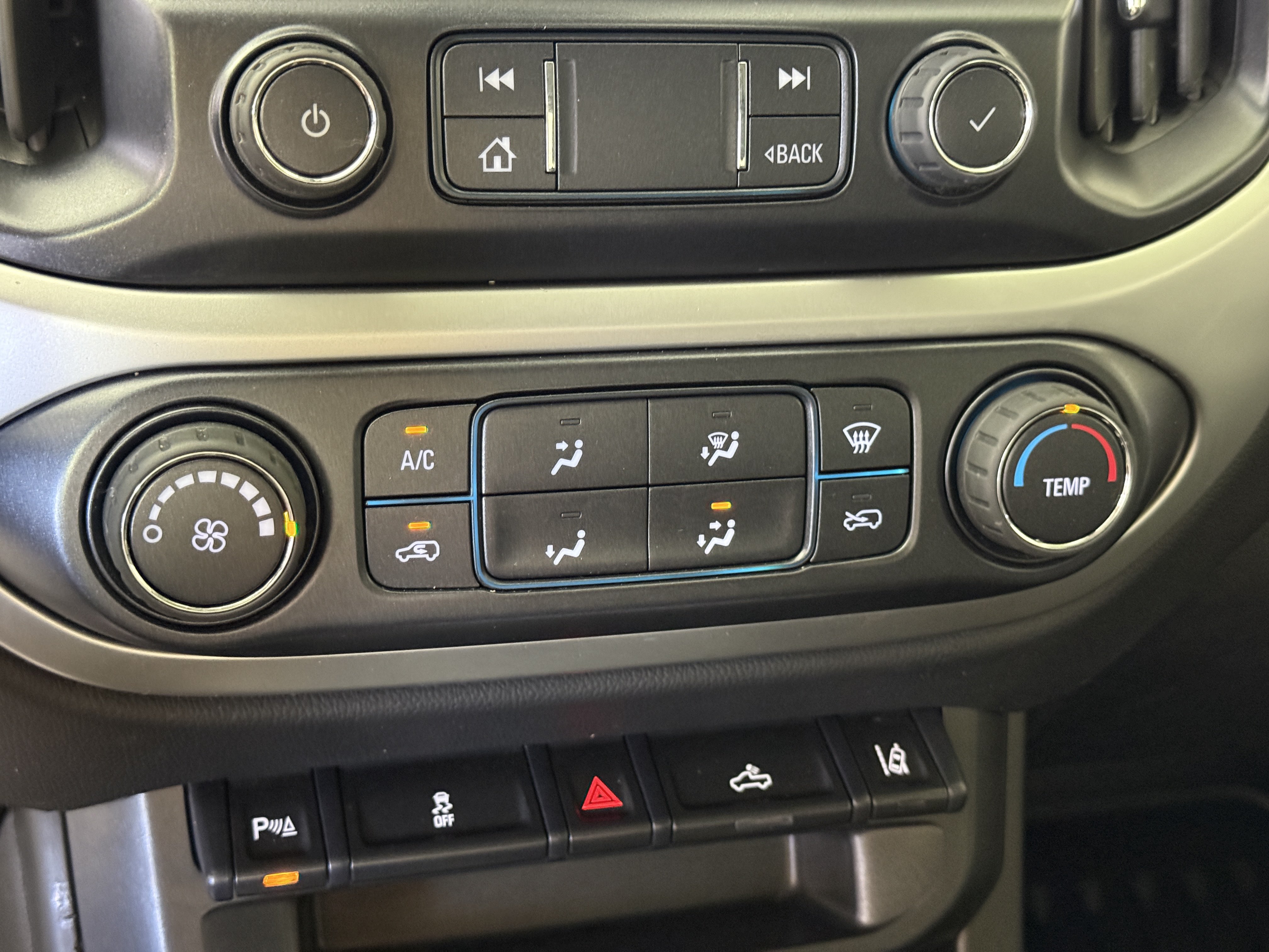 Used 2022 Chevrolet Colorado LT w/ Fleet Safety Package AWD/4WD image 20