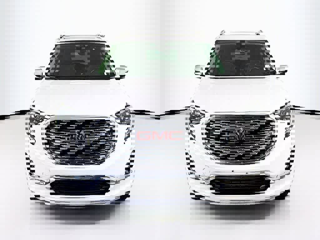 Used 2019 GMC Terrain Denali w/ Driver Alert Package II image 8