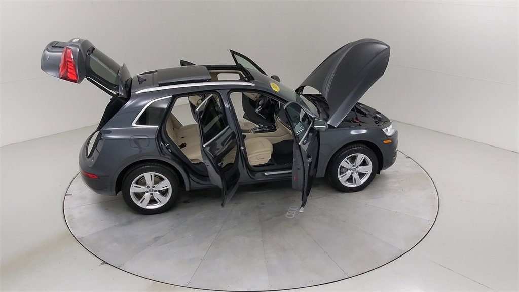 Used 2019 Audi Q5 Prestige w/ Prestige Package image 47