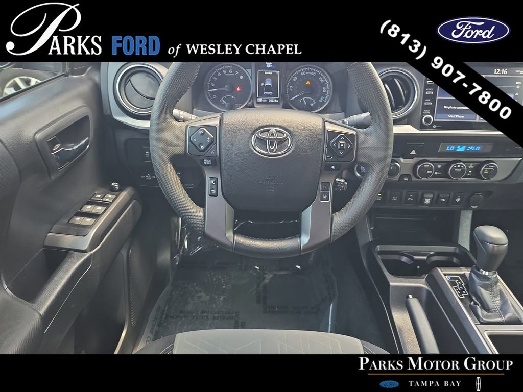 Used 2023 Toyota Tacoma TRD Sport w/ Technology Package AWD/4WD image 11