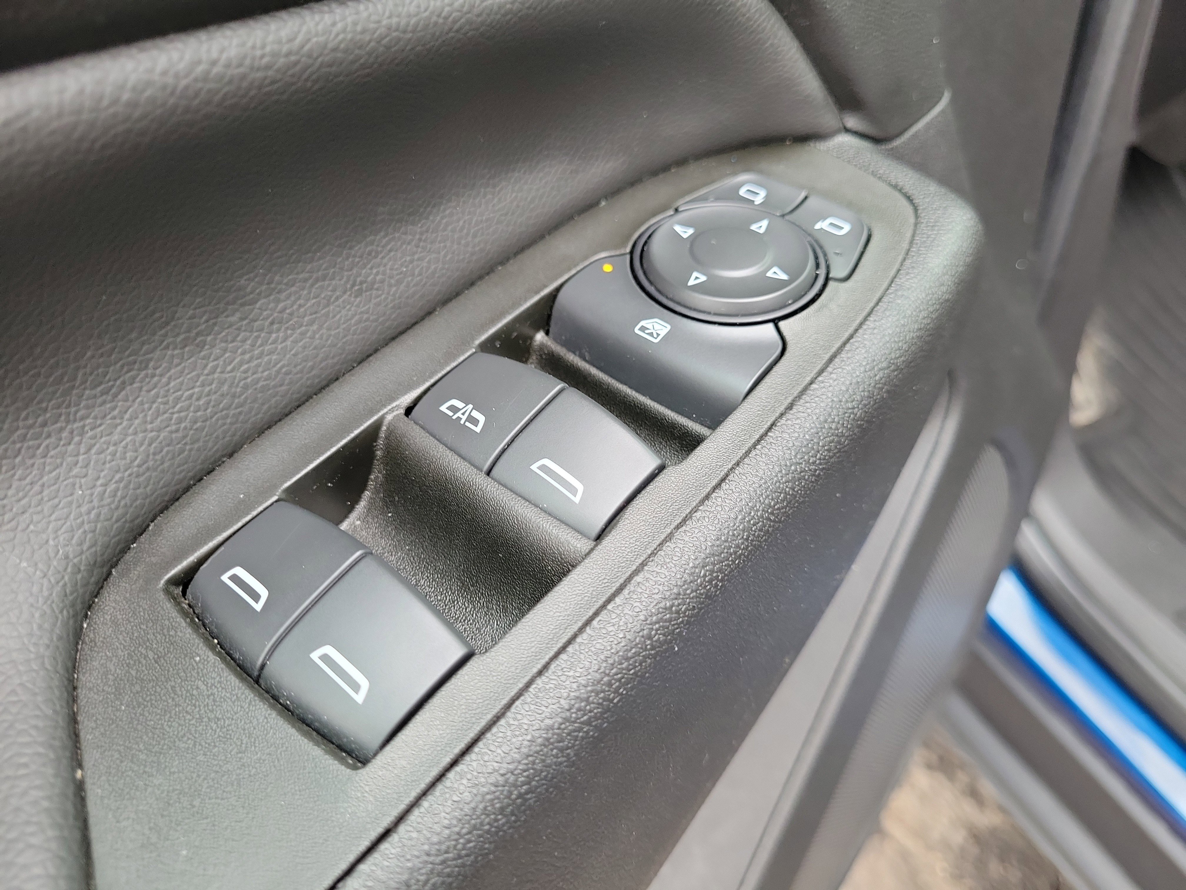 Used 2022 Chevrolet Equinox LT image 16