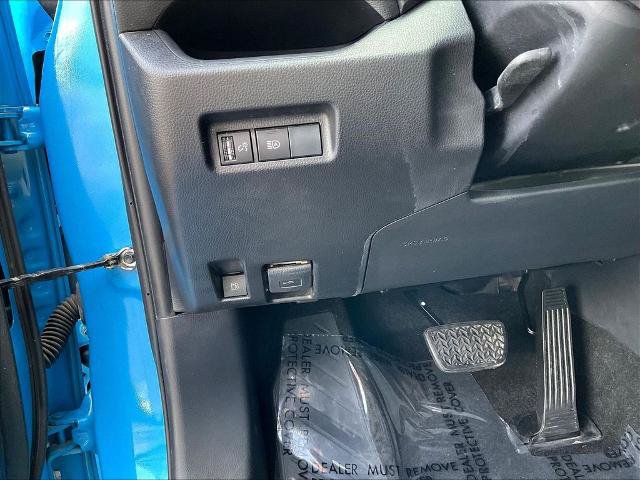Used 2019 Toyota RAV4 LE w/ Carpet Mat Package AWD/4WD image 23