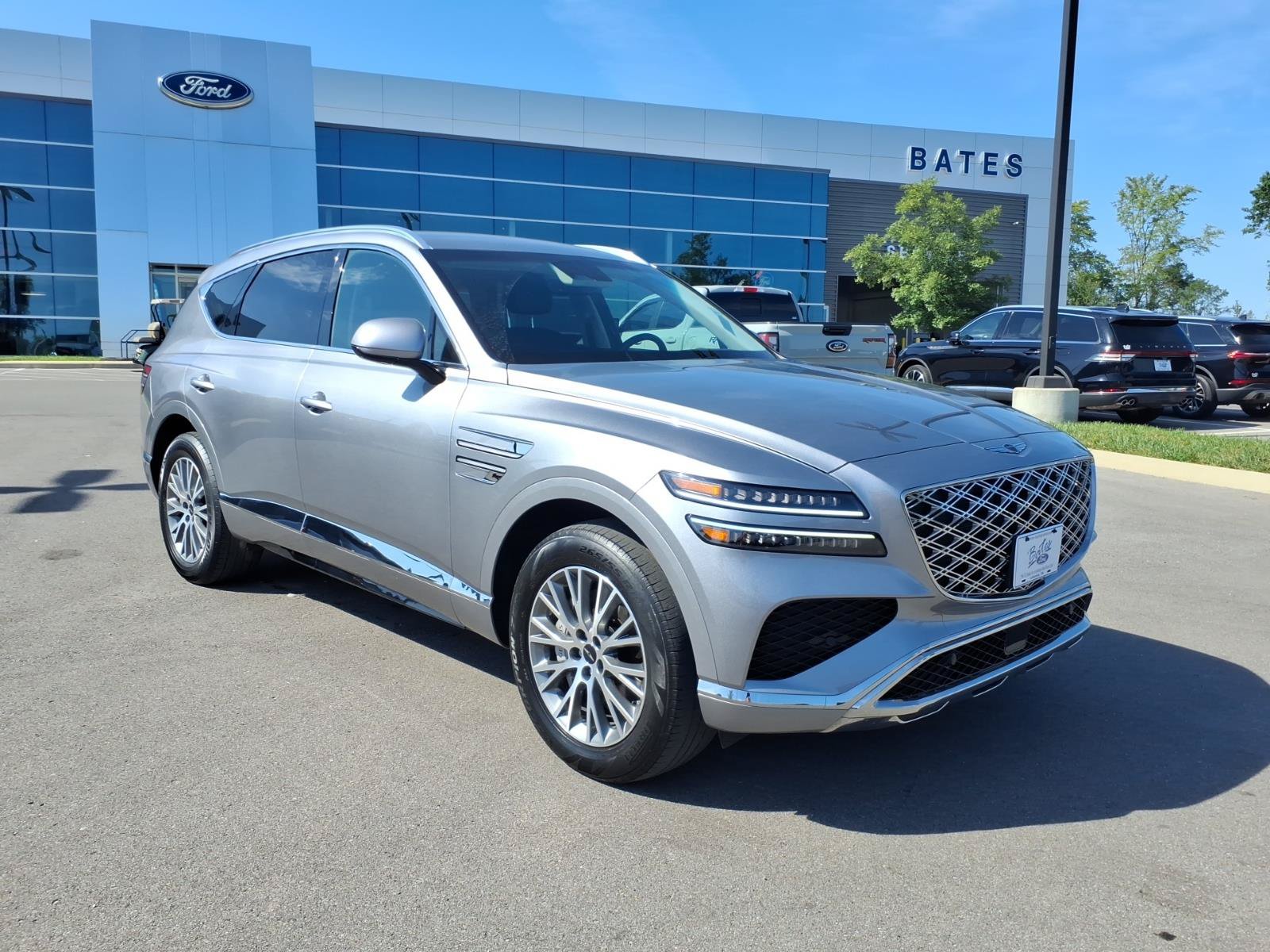 Used 2025 Genesis GV80 2.5T Standard AWD/4WD image 1