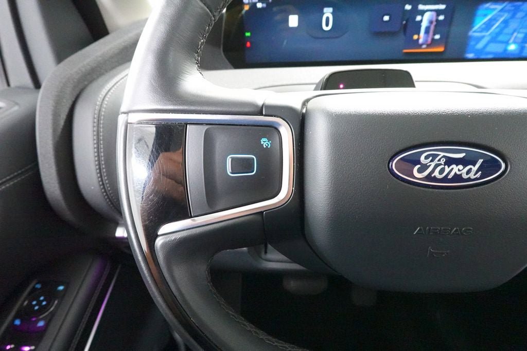 Certified 2025 Ford Expedition Platinum AWD/4WD image 15