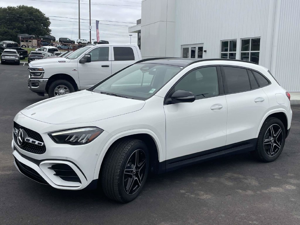 Used 2025 Mercedes-Benz GLA 250 image 7