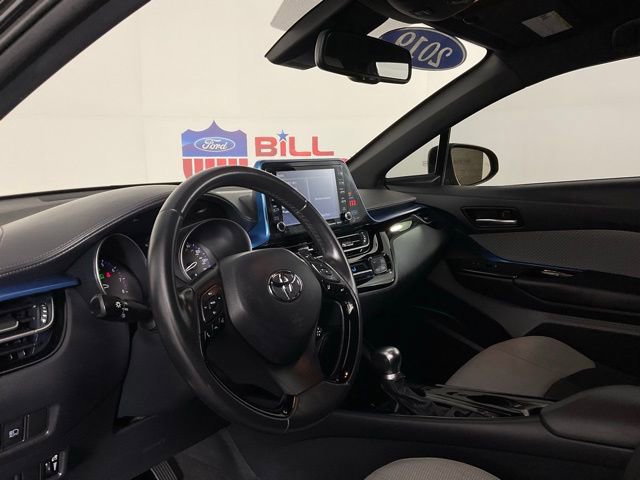 Used 2019 Toyota C-HR XLE image 13