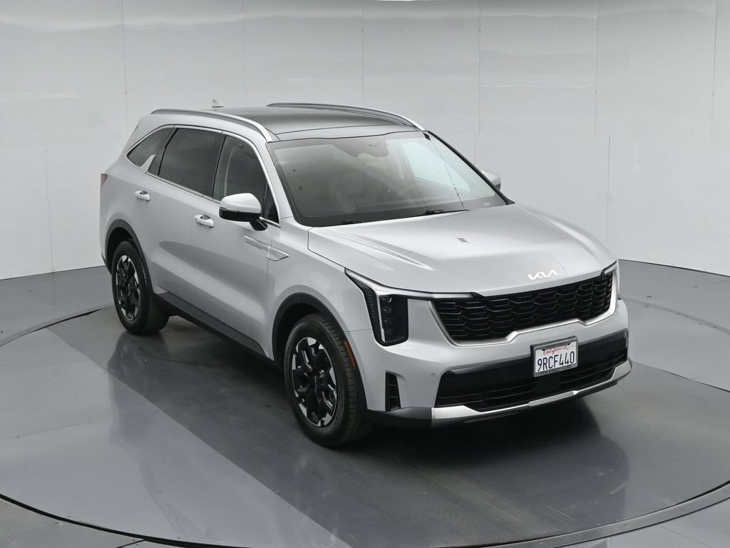 Used 2025 Kia Sorento S w/ Panoramic Sunroof Package FWD image 44