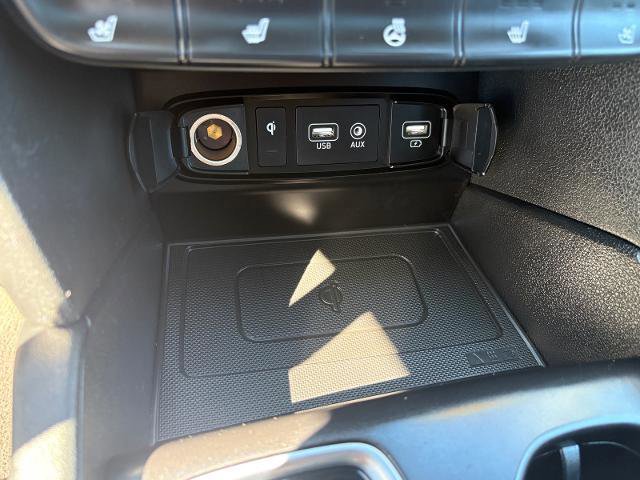 Used 2019 Hyundai Santa Fe AWD image 25