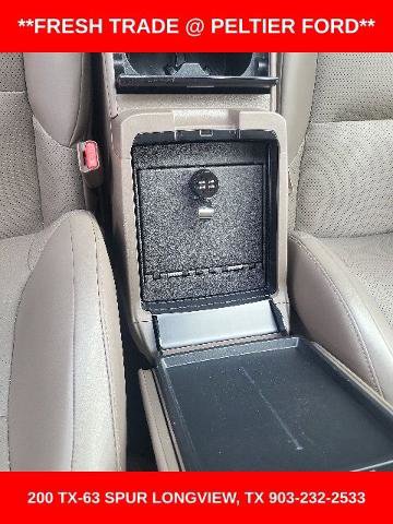 Used 2023 Lexus GX 460 Luxury w/ Sport Design Package AWD/4WD image 28
