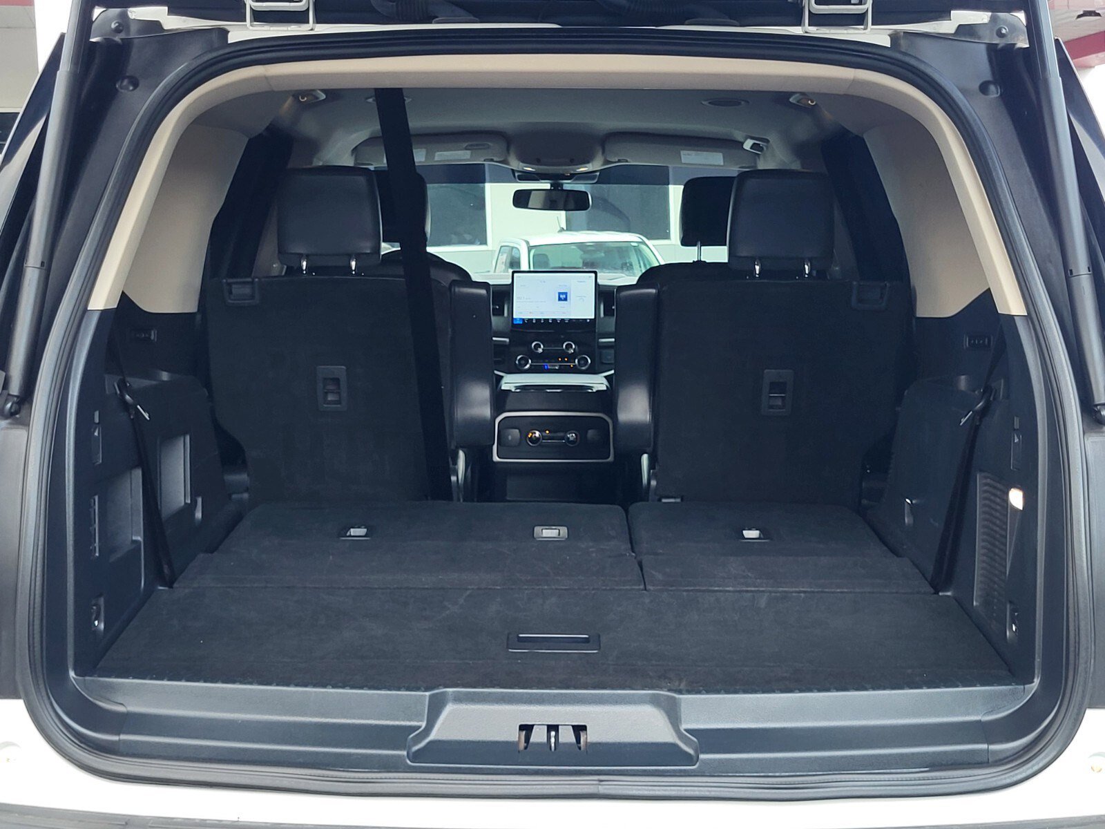 Certified 2023 Ford Expedition XLT RWD image 30