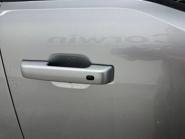 Certified 2025 Ford F150 Platinum w/ FX4 Off-Road Package image 11