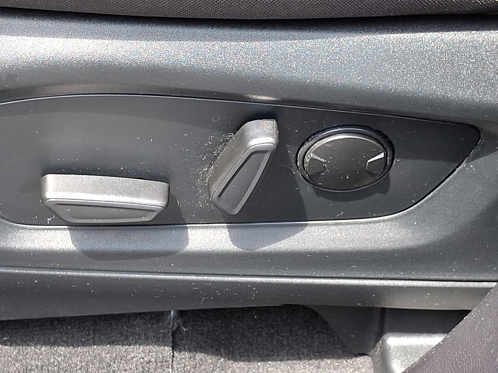 Certified 2022 Ford Explorer XLT image 26