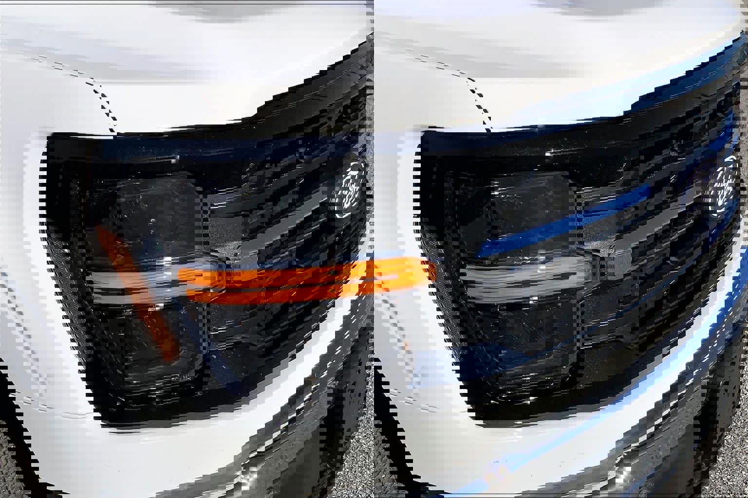 Certified 2024 Ford F150 XLT w/ Mobile Office Package image 28