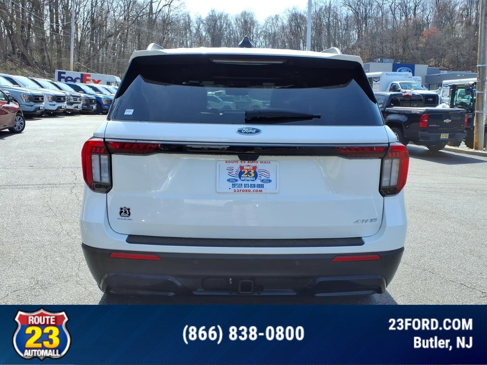 Certified 2025 Ford Explorer ST-Line w/ Premium Package AWD/4WD image 4