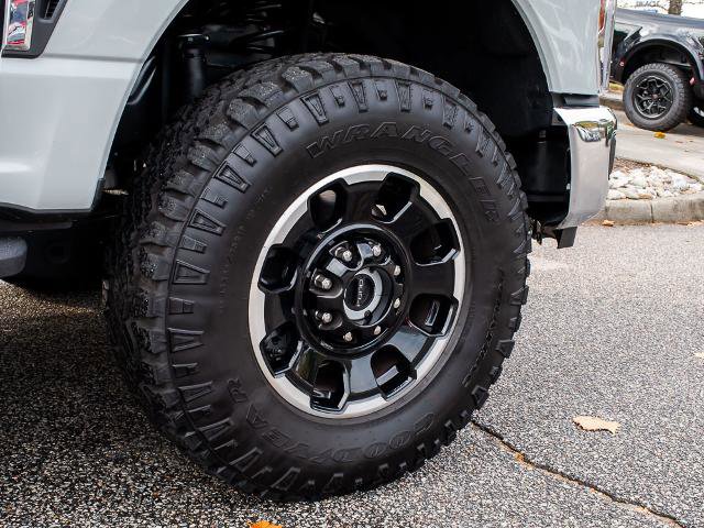 Certified 2025 Ford F250 Lariat w/ Tremor Off-Road Package image 8