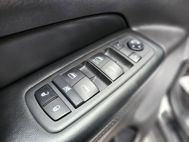 Used 2020 Jeep Grand Cherokee Limited X image 17