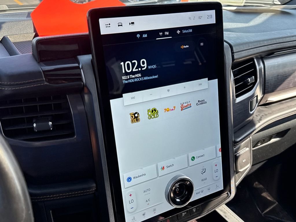 Certified 2022 Ford Expedition Platinum image 23